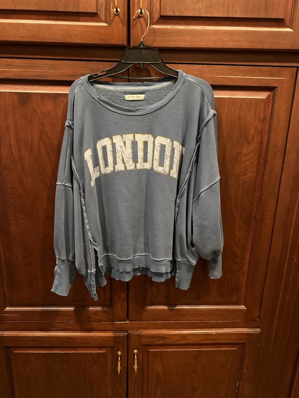 Blue London Free People Camden crewneck sz S